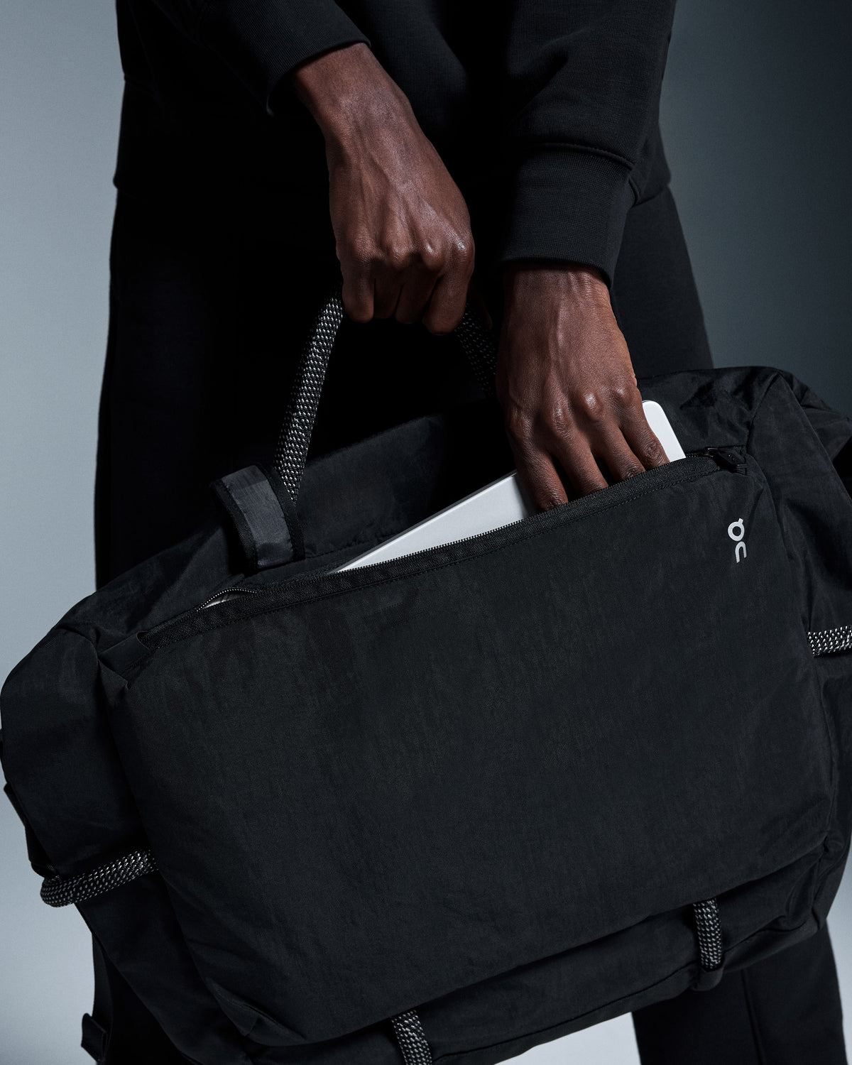 Track Pack 40L Elite Black | Magnet - US 3583