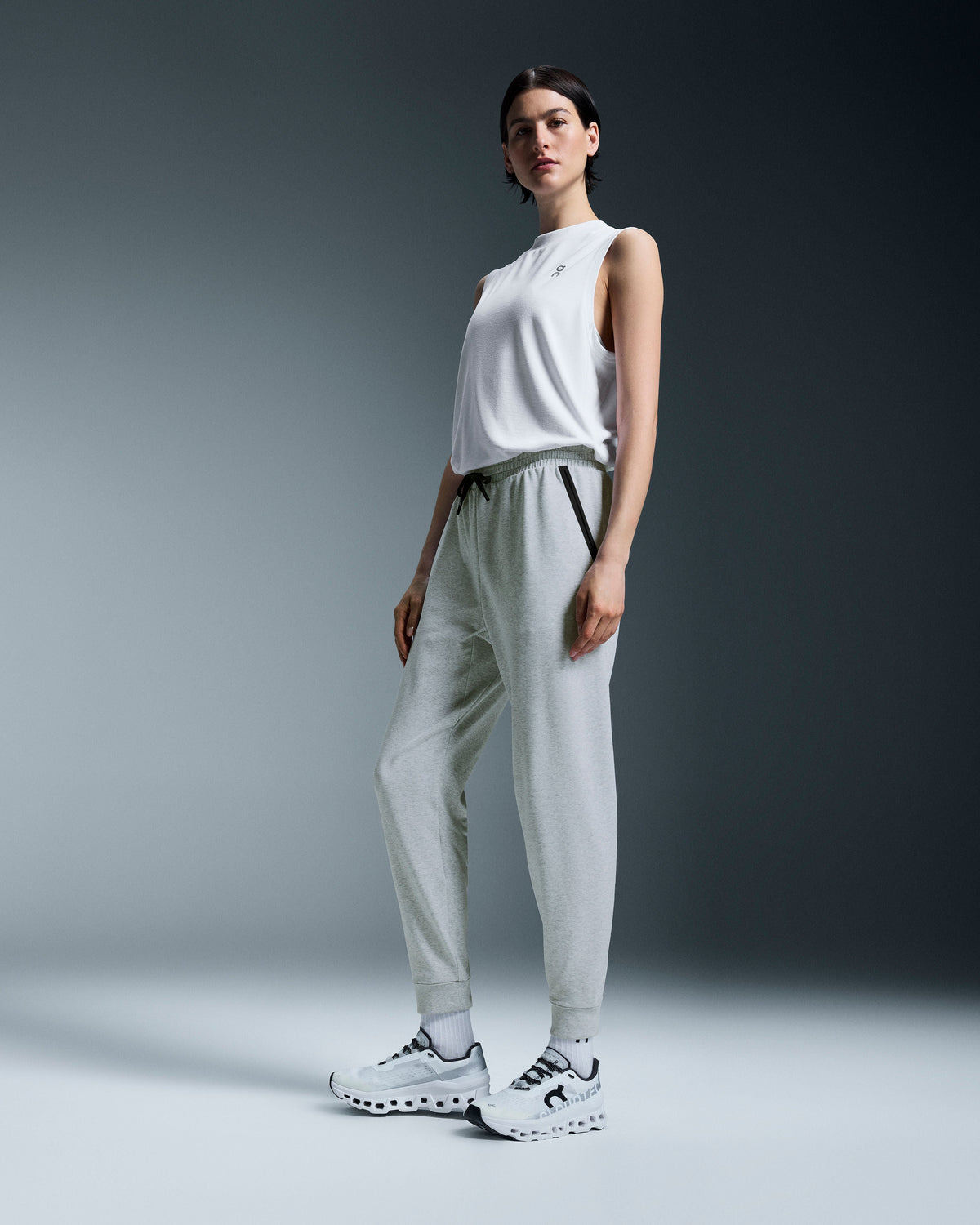 Women's Movement Joggers Crater - US 4132