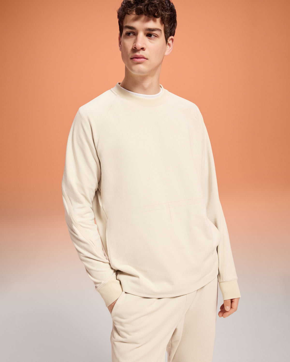 Men's Movement Crew Sand - US 4593