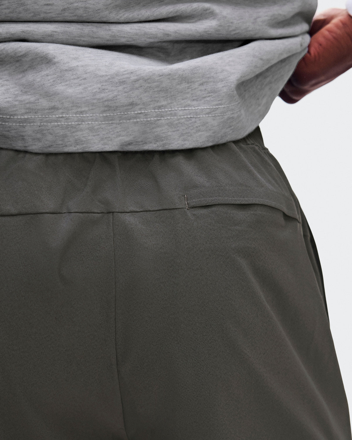 Men's Focus Shorts Shadow - US 2884