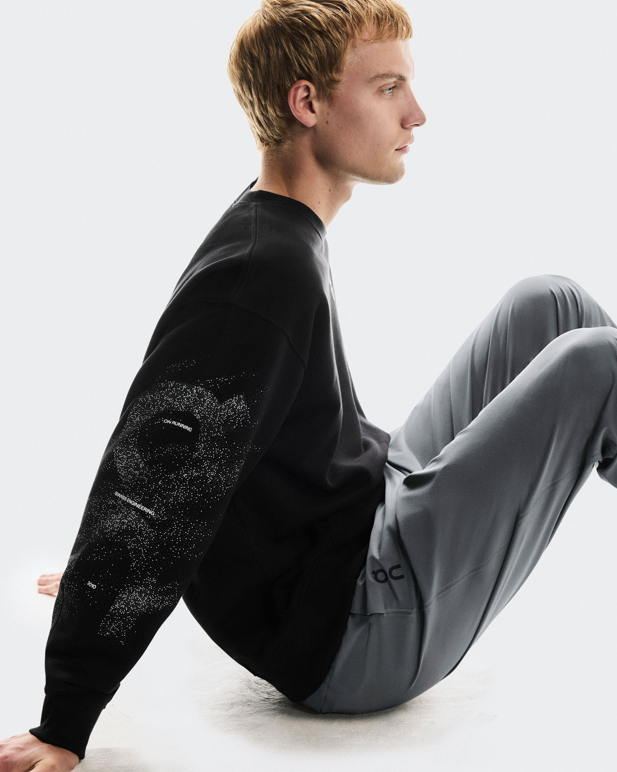 Men's Club Crew Graphic Black | Olive - US 8059