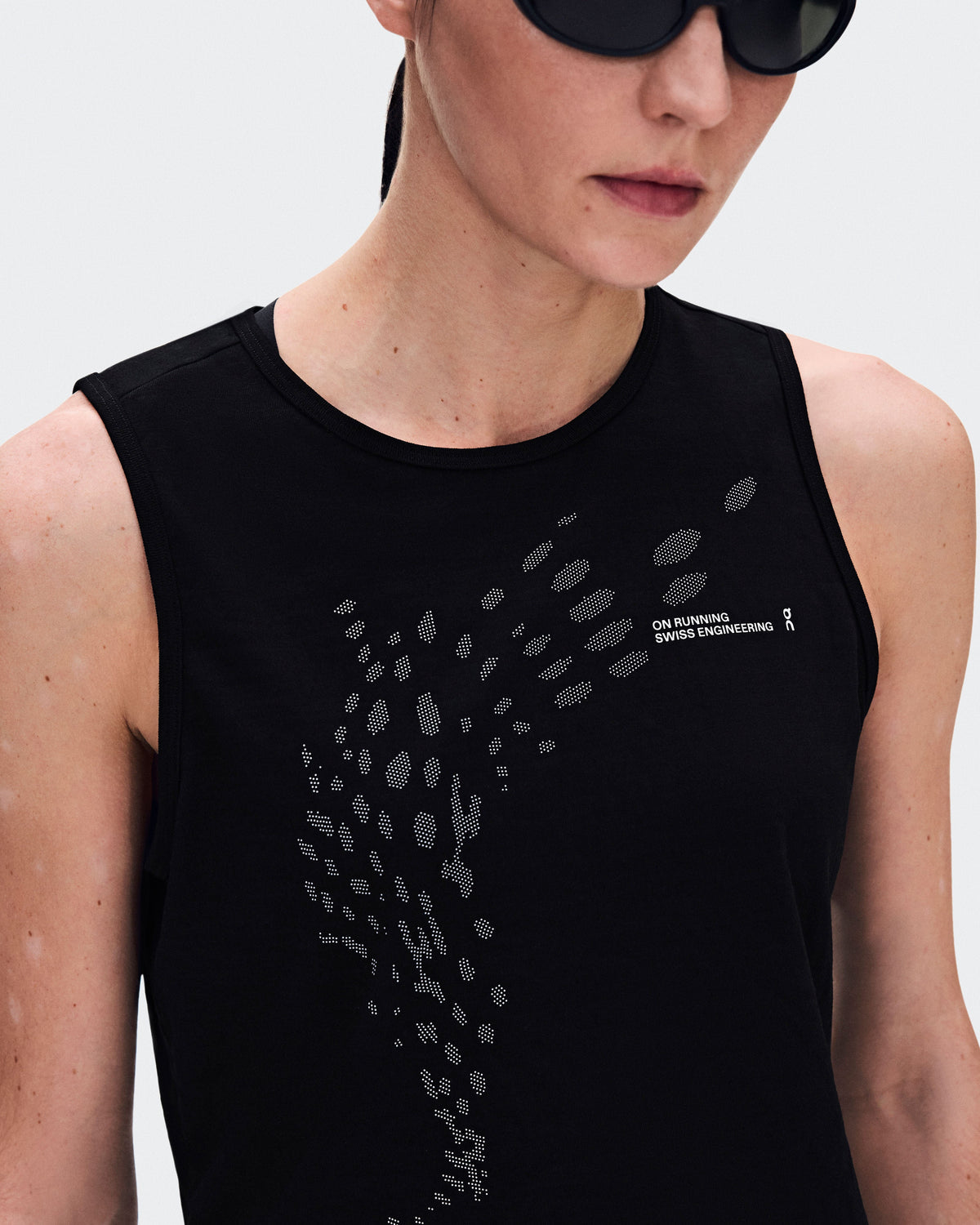 Women's On Run Tank Black - US 1426
