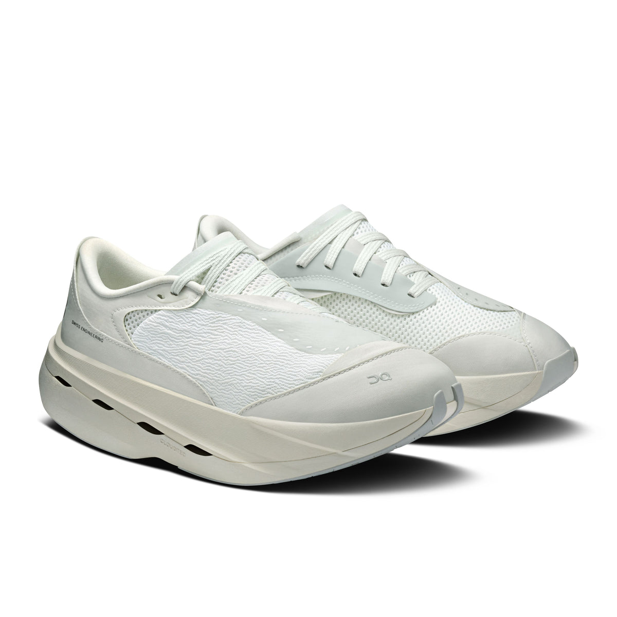 Women's Cloudboom Volt PAF White | Gale - US 2168