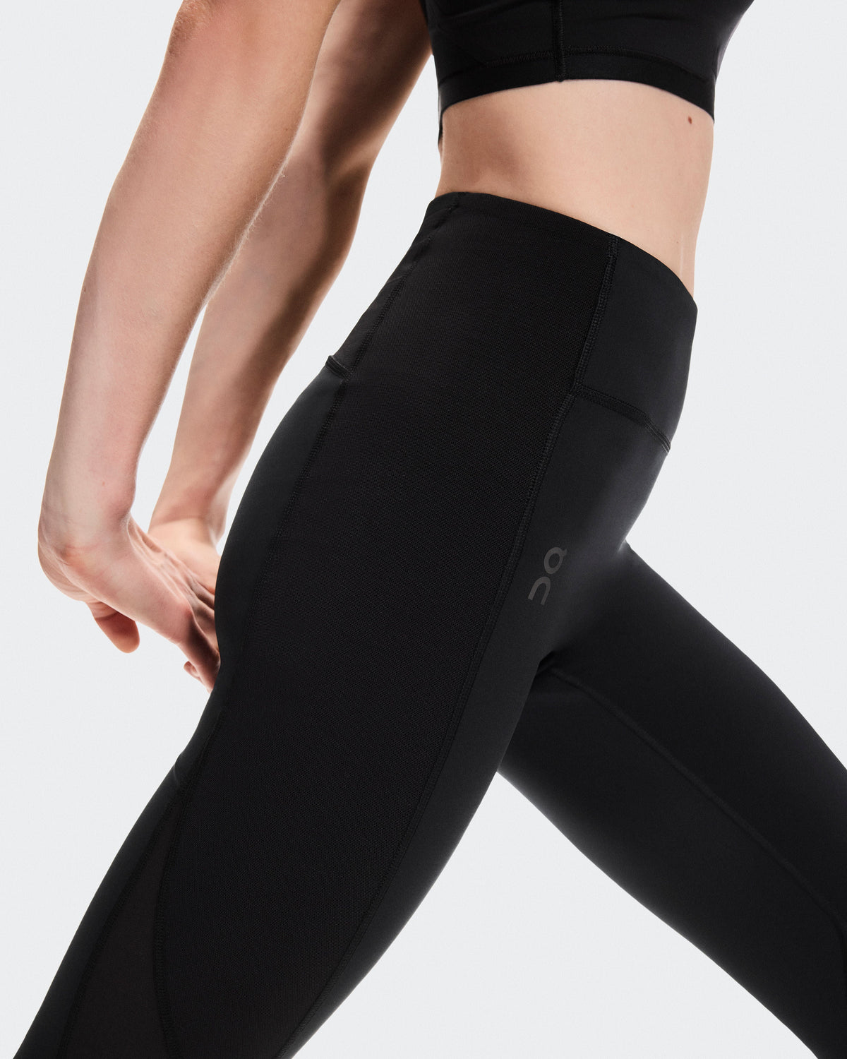 Women's Train Volt Tights 7/8 Black - US 3097