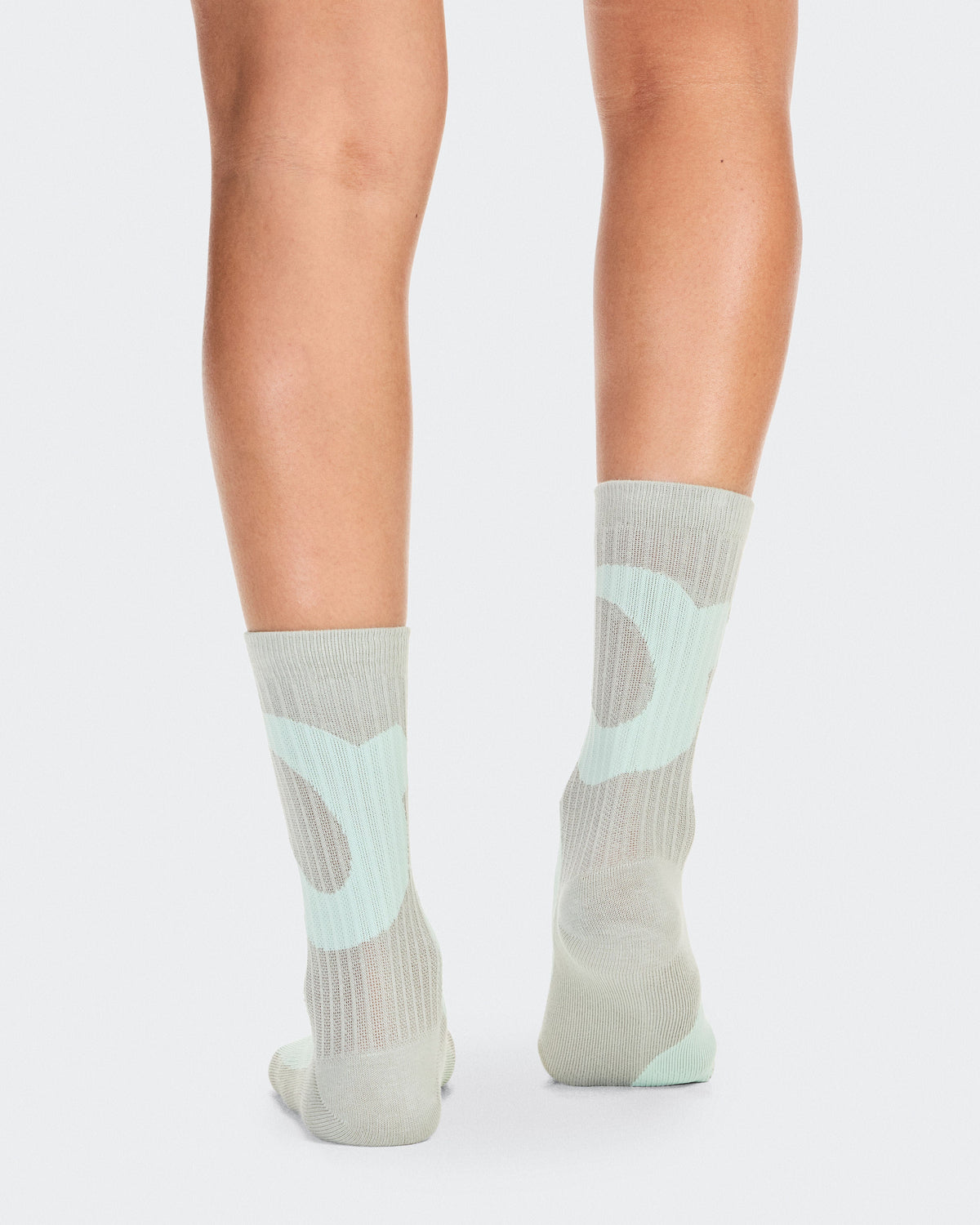 Liquid Logo Sock High 2P Ivory | Tin - US 3069