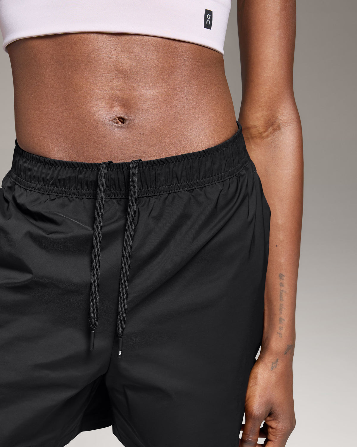 Women's Studio Shorts Black - US 7998