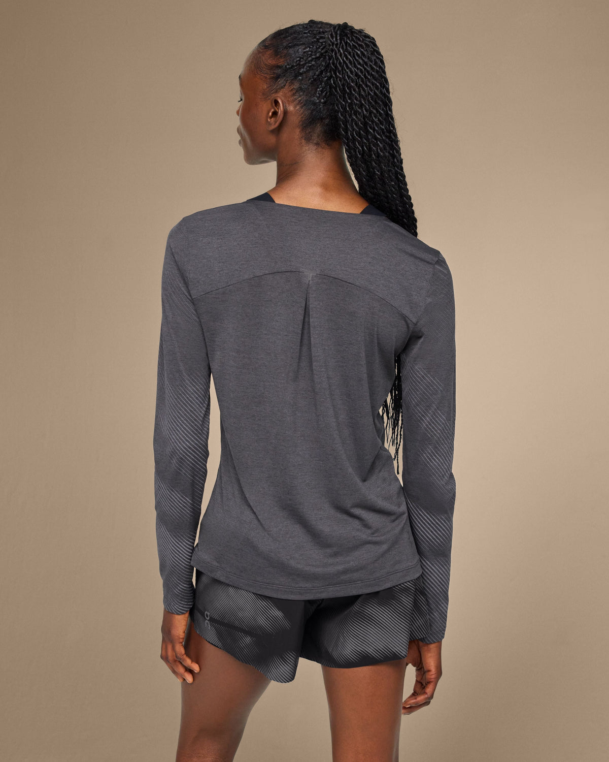 Women's Performance Long-T Lumos Black | Iron - US 3614