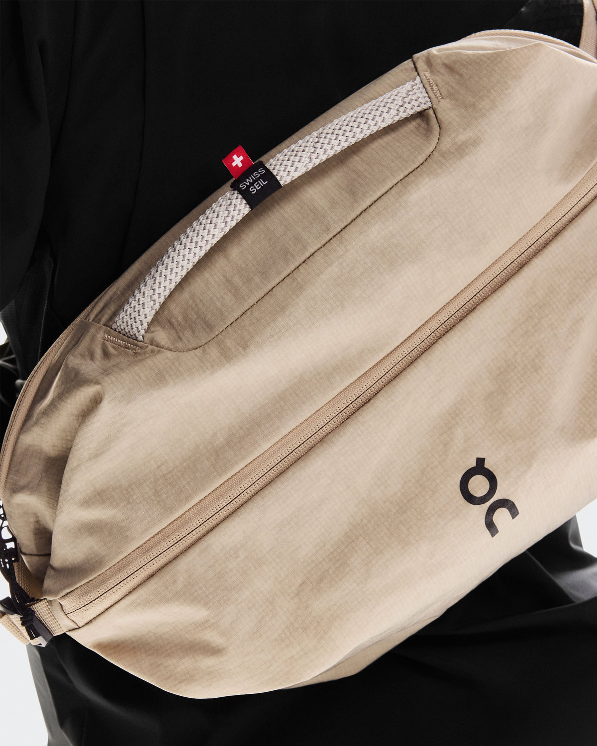 Sling Pack 9L Sand | Black - US 6871