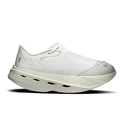 Women's Cloudboom Volt PAF White | Gale - US 2168