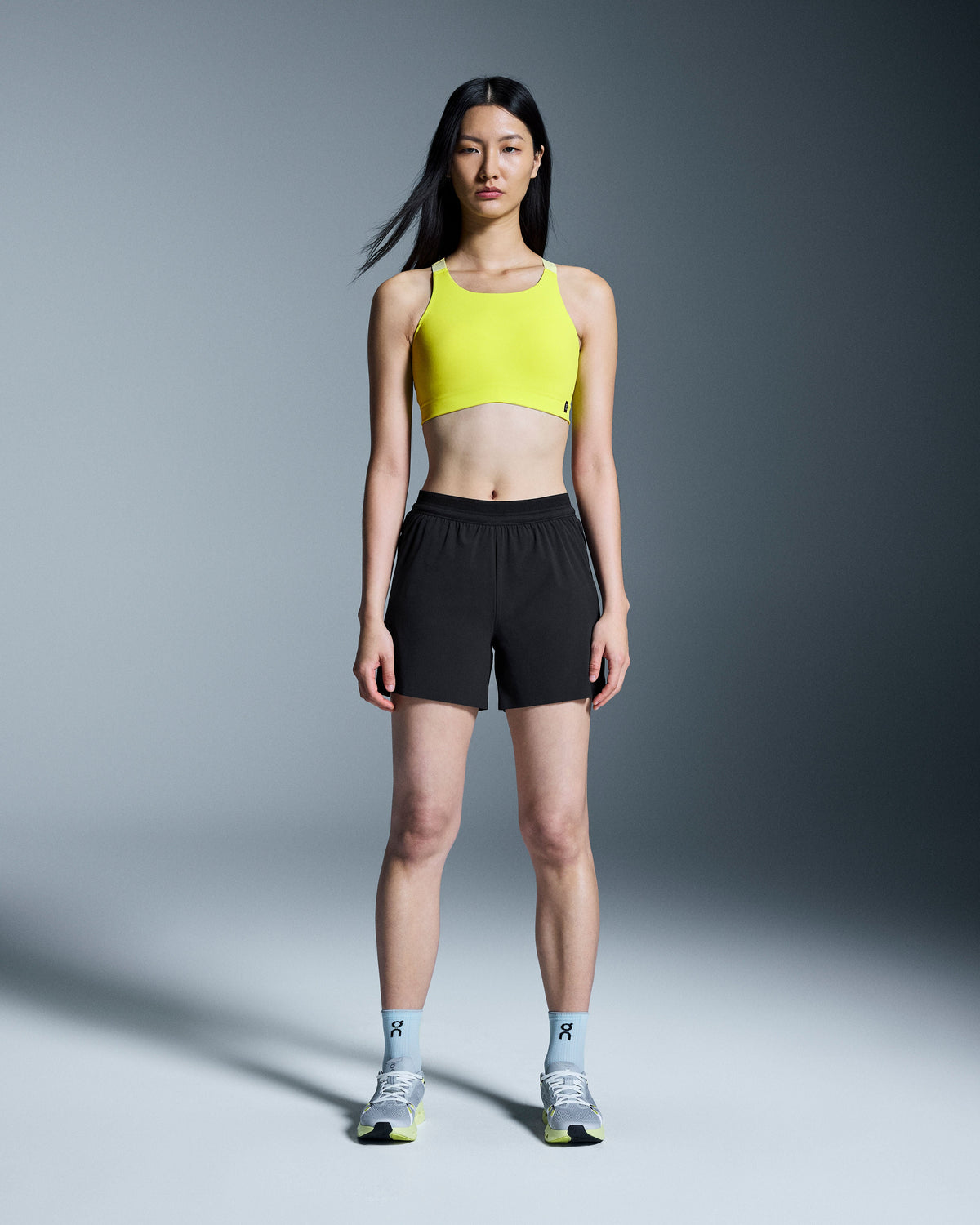 Women's 5" Performance Shorts Black - US 7302