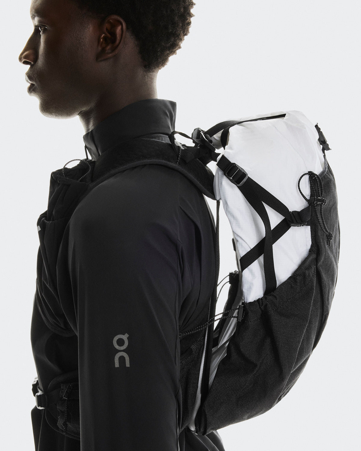 Trail Pack 20L White | Black - US 9841