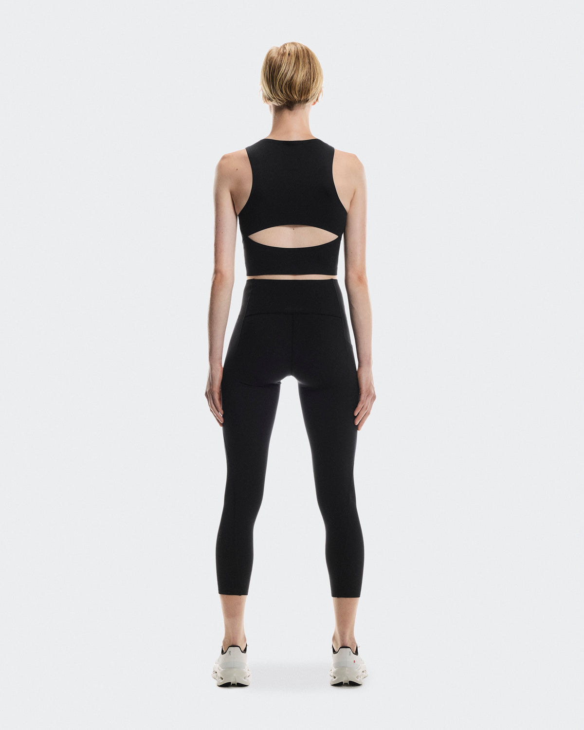 Women's Studio Open Back Crop Black - US 5297