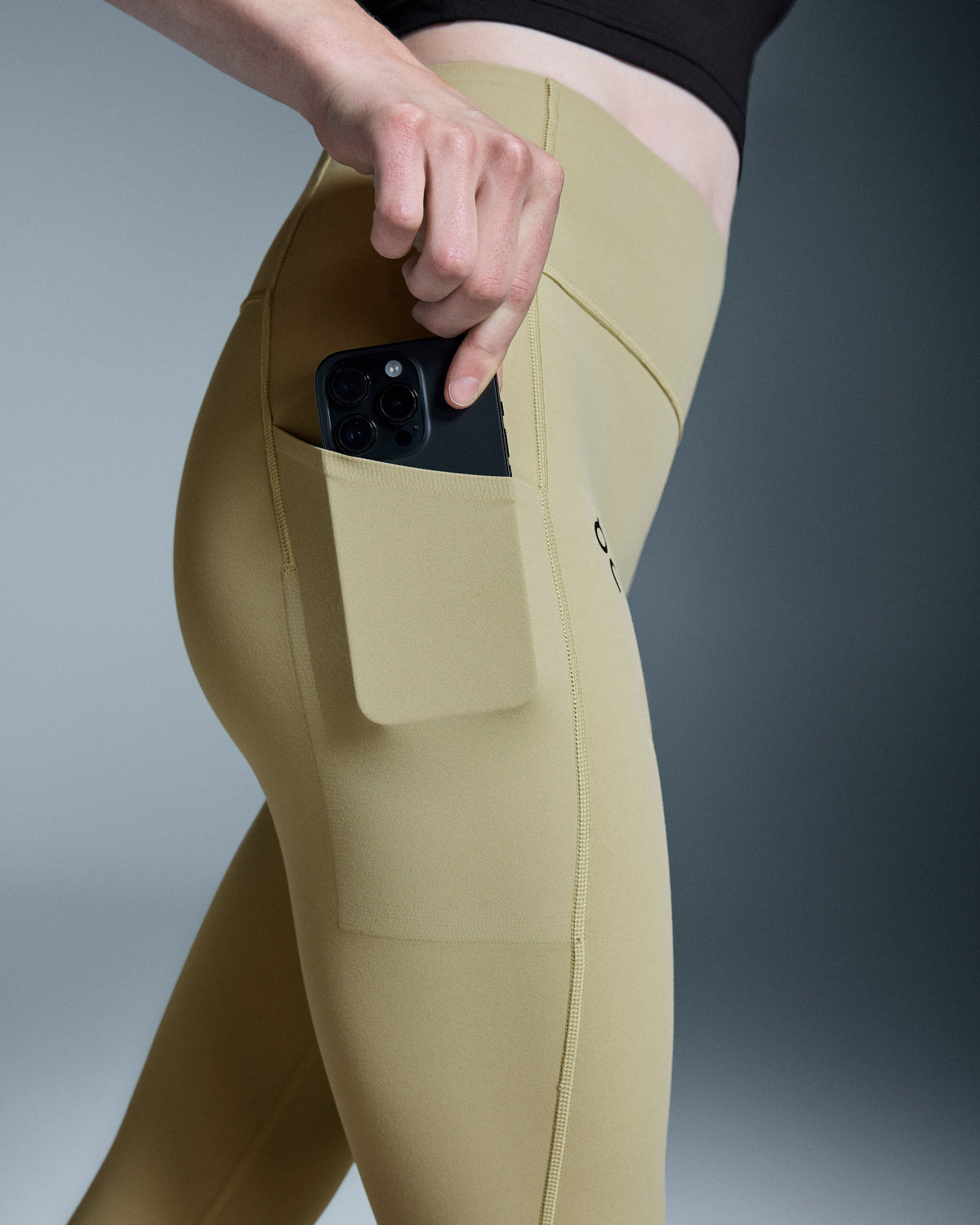 Women's Studio Tights Caper - US 2943