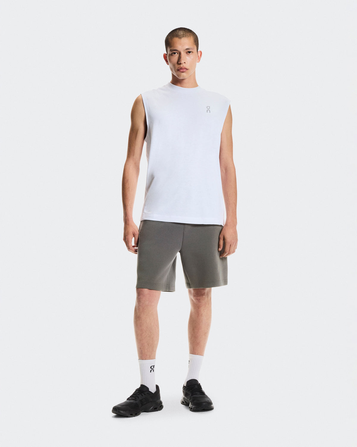 Men's Focus Tech Shorts Shadow - US 7483