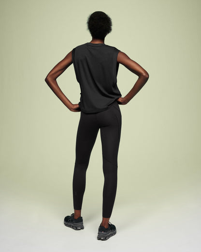Women's Focus Crop Black - US 2427