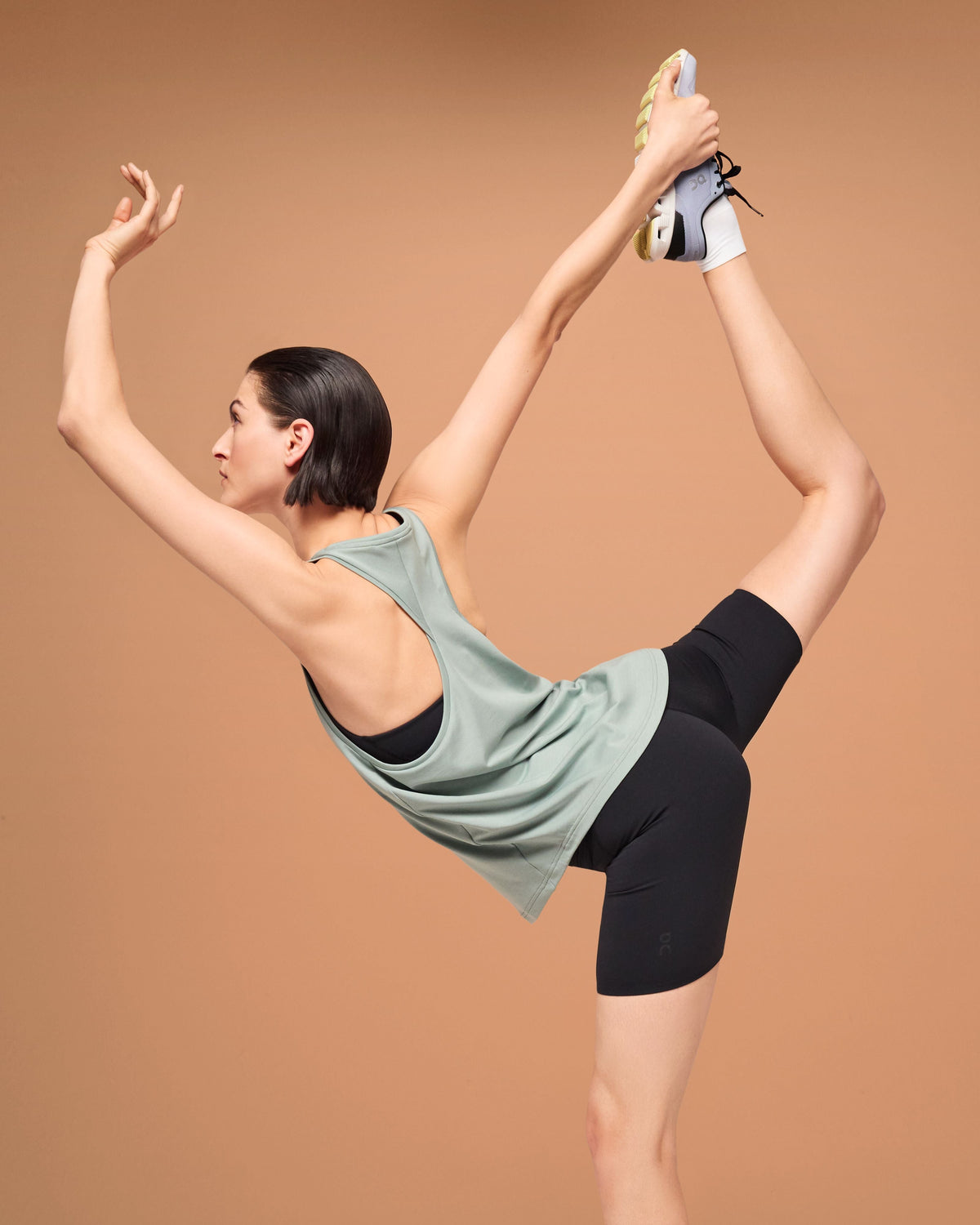 Women's Focus Tank Moss - US 5443