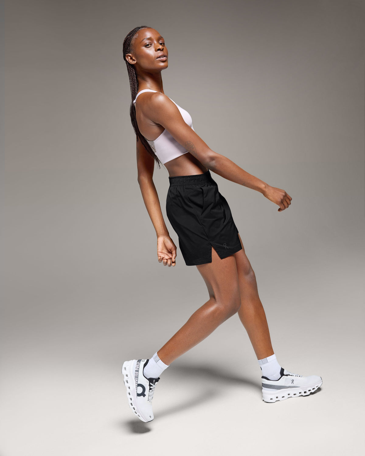 Women's Studio Shorts Black - US 7998