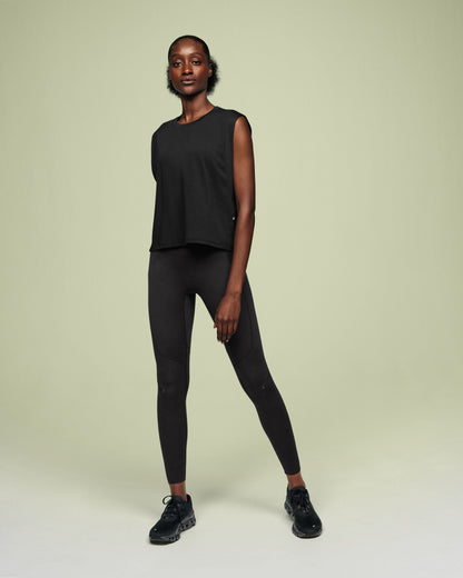 Women's Focus Crop Black - US 2427